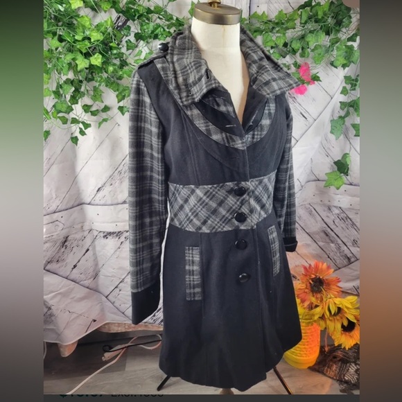 KESSLEY Wool Blend Trench Coat - Picture 5 of 10